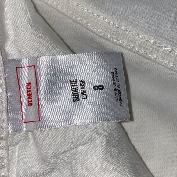 ✨ White Destroyed Denim Cutoff Shorts✨ - Picture 7 of 7